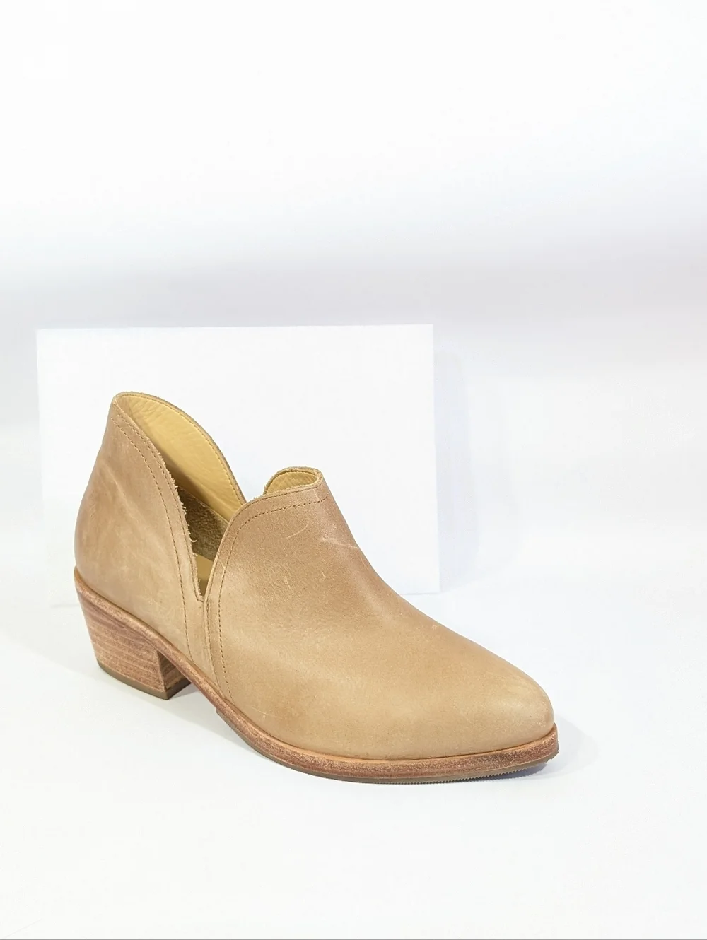 Nisolo Mia Everyday Ankle Boots sz 8 Women Leather Bootie pull on Block heel